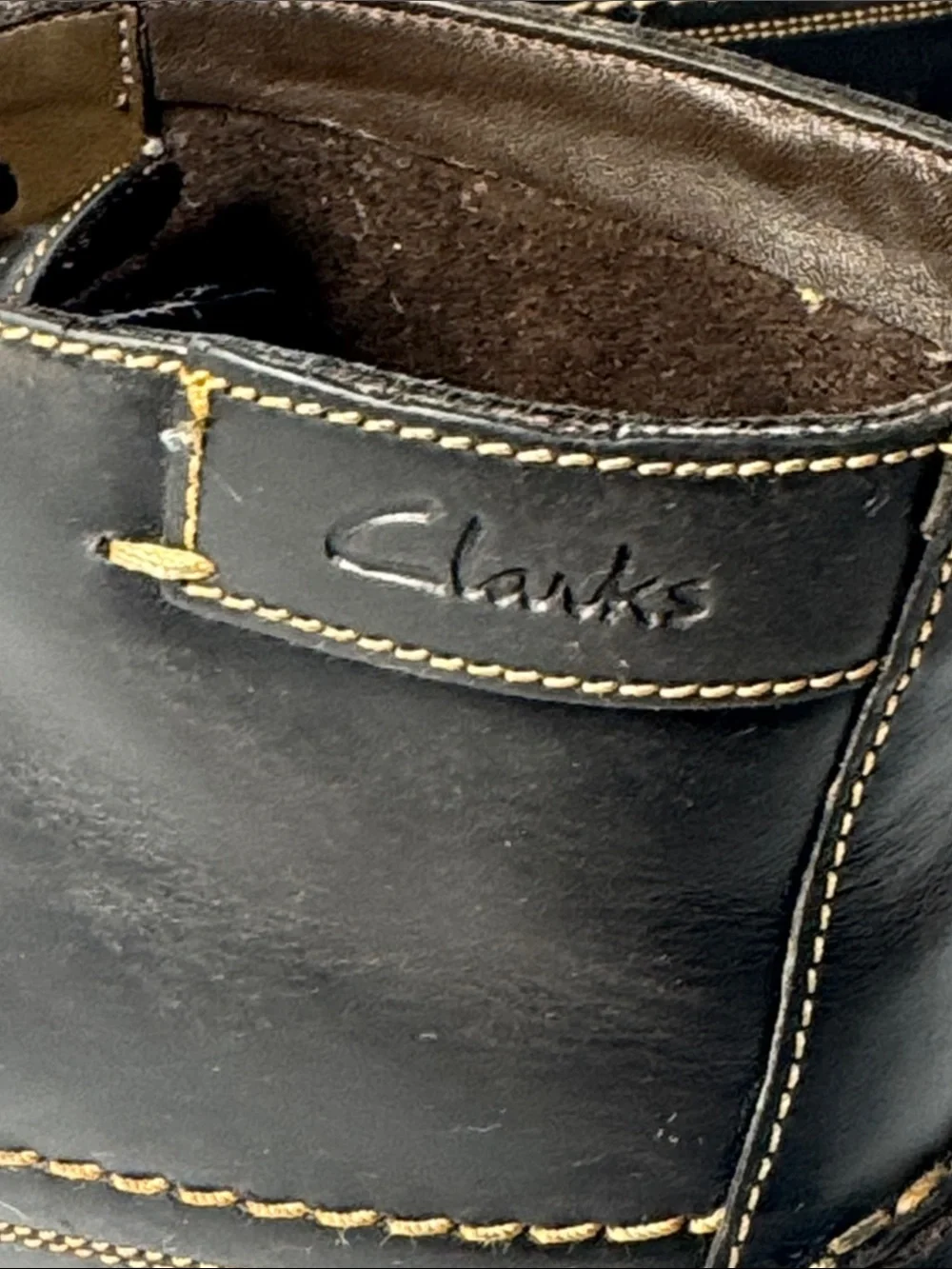 CLARKS Men's Durston Mid Dark Brown Leather Chukka Boots Stitch Toe Detail 9